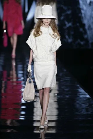 Look 3